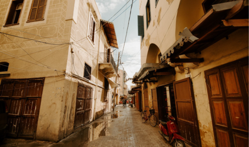 Lebanon Alleyways in Old Tripoli’s neighbourhoods. © Malek Haddad